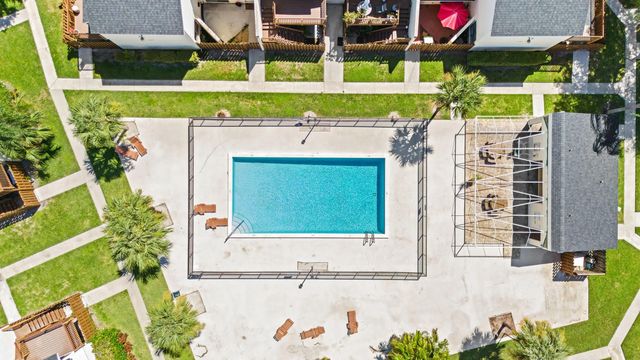 4 of 20 - 637 Executive Center Drive #n105, West Palm Beach, FL