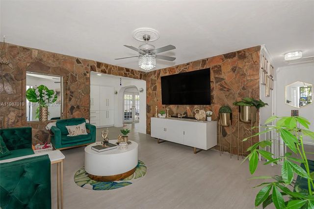 5 of 27 - 7171 Sheridan Street, Hollywood, FL
