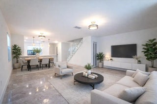 Photo of Listing #B26005945