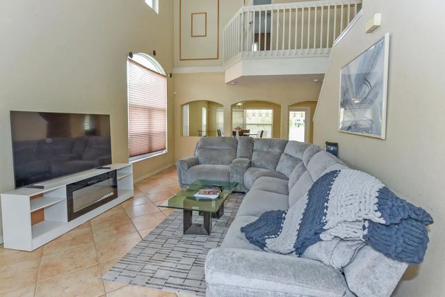 3 of 44 - 5049 Nw 121st Drive, Coral Springs, FL