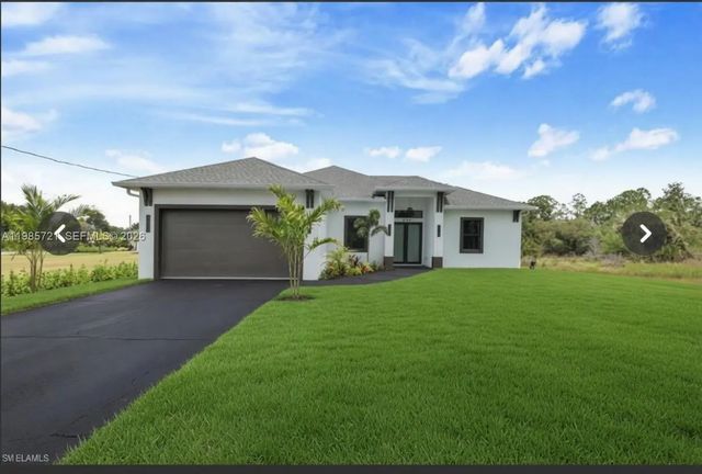 6186 N Everglades Boulevard, Naples