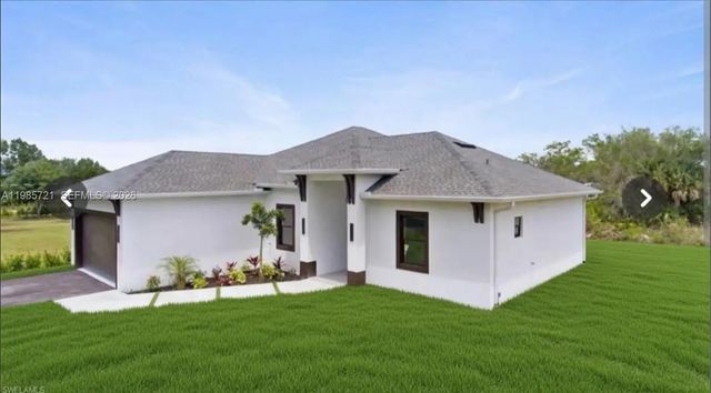 5 of 27 - 6186 N Everglades Boulevard, Naples, FL