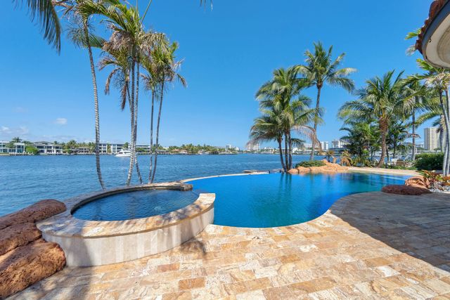 4 of 70 - 2593 Se 8th Street, Pompano Beach, FL