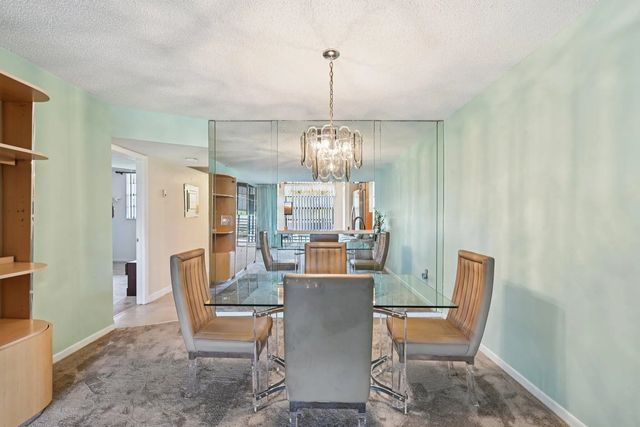 5 of 43 - 1101 Colony Point Circle #404, Pembroke Pines, FL