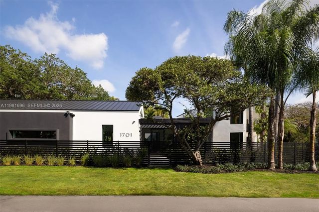 3 of 35 - 1701 Micanopy Avenue, Coconut Grove, FL