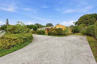 Photo of Listing #B26005756