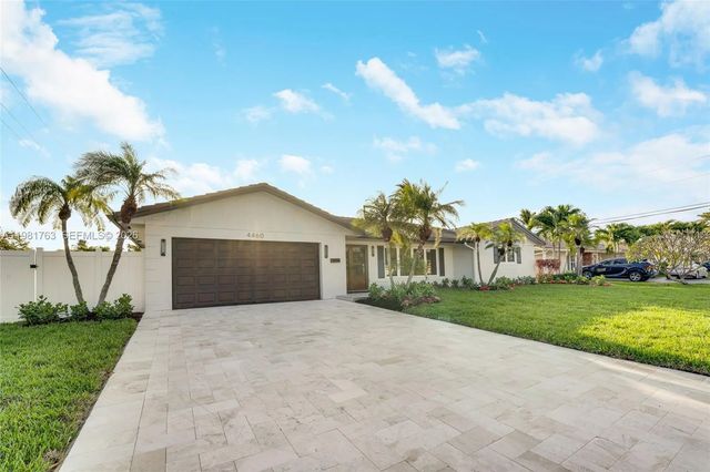 2 of 42 - 4460 Ne 25th Avenue, Lighthouse Point, FL