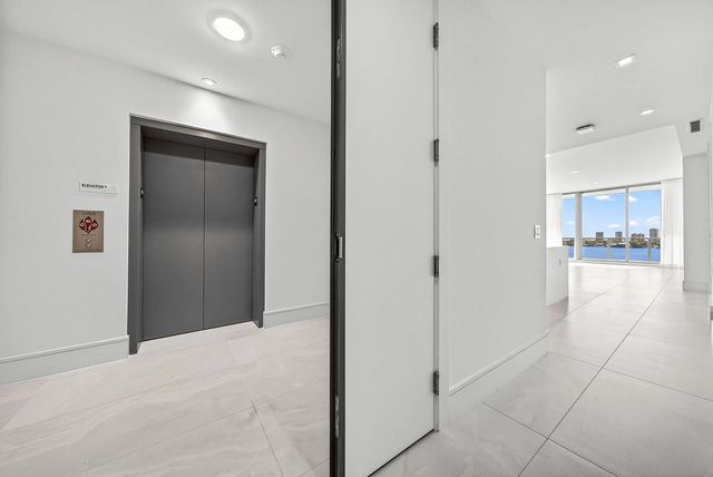 4 of 46 - 220 Lake Shore Drive #1010, Lake Park, FL