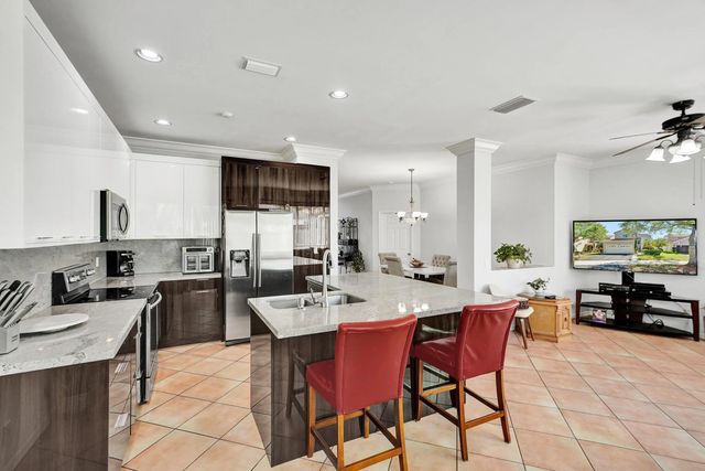873 Stanton Drive, Weston