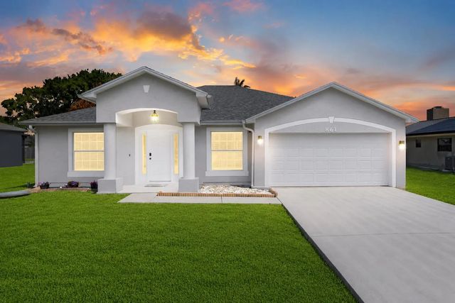 2 of 24 - 861 Se Cavern Avenue, Port St. Lucie, FL