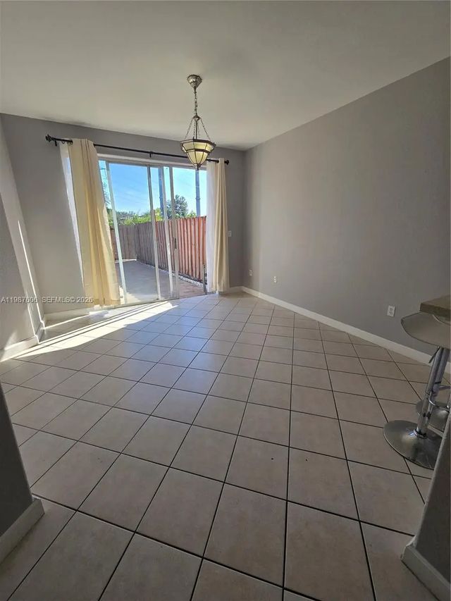 5 of 19 - 5630 Nw 107th Avenue #1605, Doral, FL