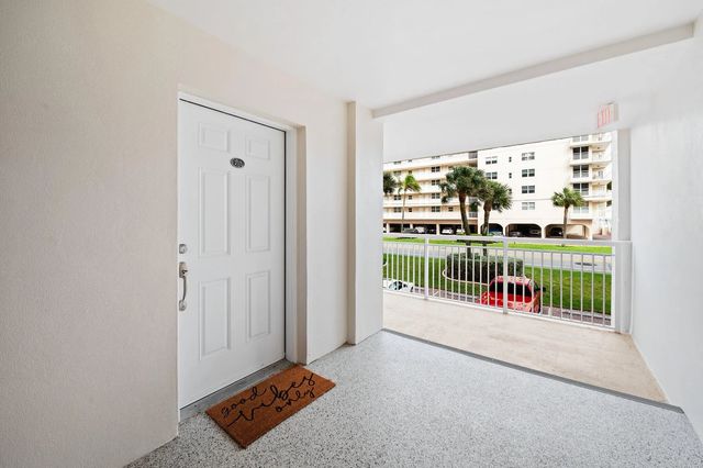 3 of 30 - 1050 Hillsboro Mile #unit 203w, Hillsboro Beach, FL