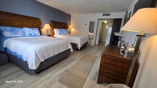 2 of 8 - 19201 Collins Avenue #105, Sunny Isles Beach, FL