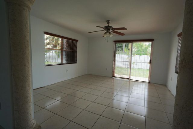 4 of 20 - 15520 Sw 302nd Street, Homestead, FL