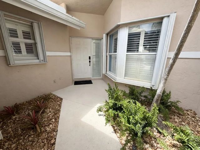 4 of 52 - 2424 Sw Foxpoint Trail, Palm City, FL