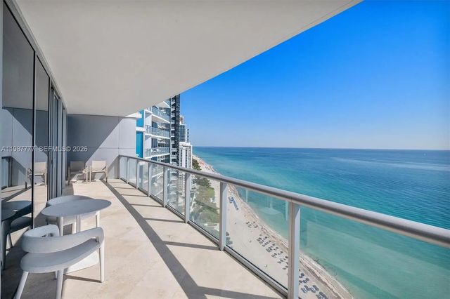17001 Collins Avenue #2702, Sunny Isles Beach