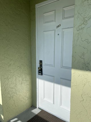 Photo of Listing #B26005751