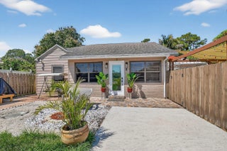 Photo of Listing #B26006154