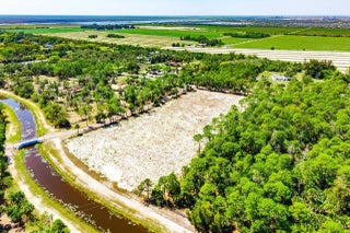 Photo of Listing #B26006847