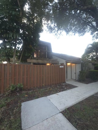 Photo of Listing #B26005802