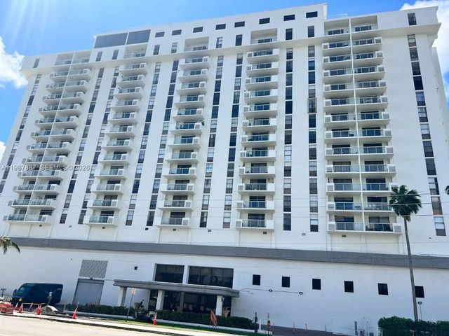 13499 Biscayne Boulevard #613, North Miami