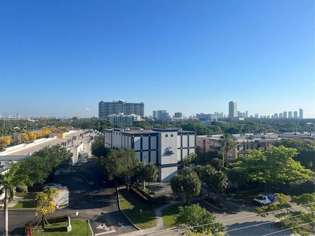 3 of 29 - 13499 Biscayne Boulevard #613, North Miami, FL