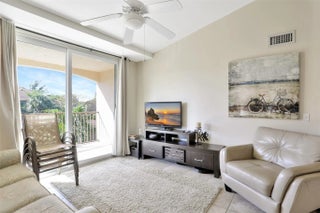 Photo of Listing #B26005828