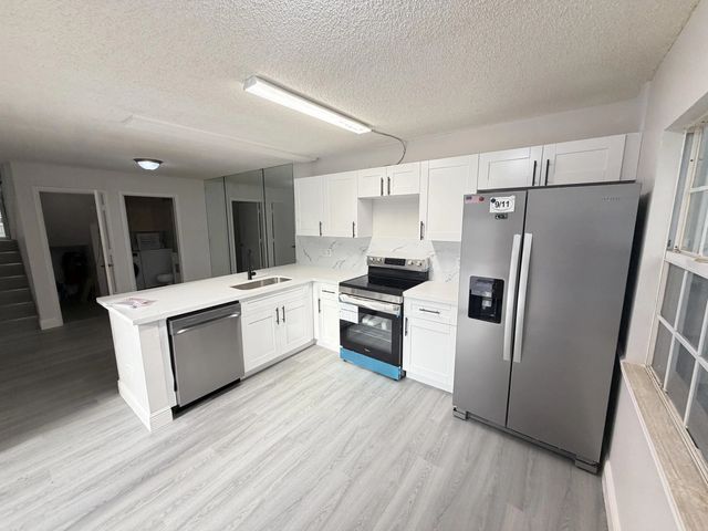 1956 Hartford Court, West Palm Beach