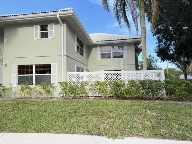 3 of 18 - 1956 Hartford Court, West Palm Beach, FL