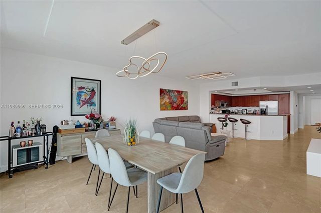 14951 Royal Oaks Lane #803, North Miami