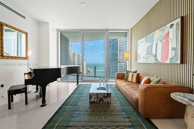 4 of 58 - 300 Biscayne Blvd Way #2106, Miami, FL