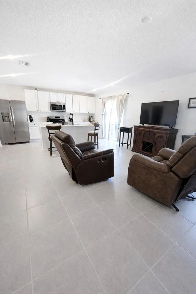 4 of 14 - 1681 Teagan Lane, Winter Haven, FL