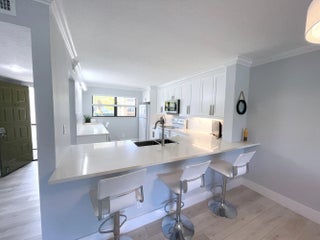 Photo of Listing #B26005912