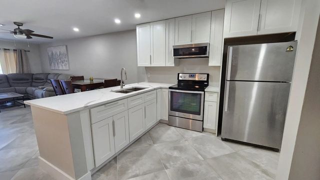8605 W Sample Road #311, Coral Springs