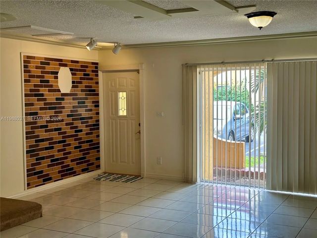 3 of 12 - 13705 Sw 84th Street #f, Miami, FL
