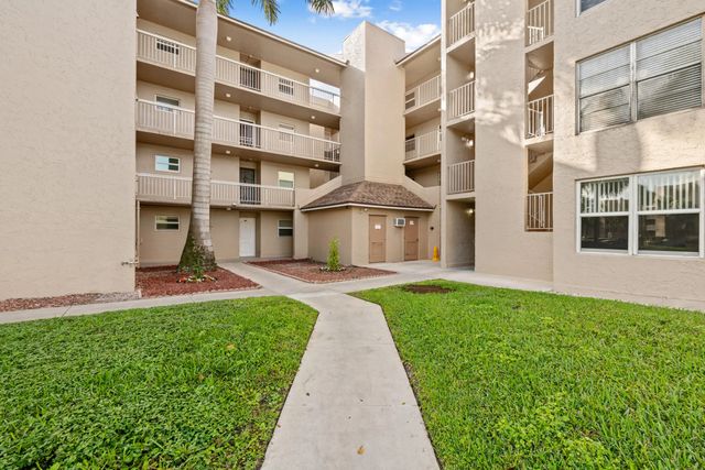 9480 Tangerine Place #102, Davie