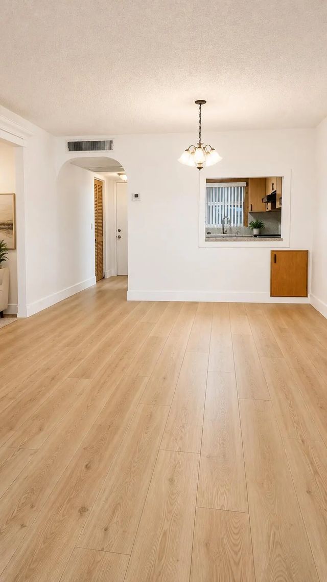 5 of 32 - 9480 Tangerine Place #102, Davie, FL