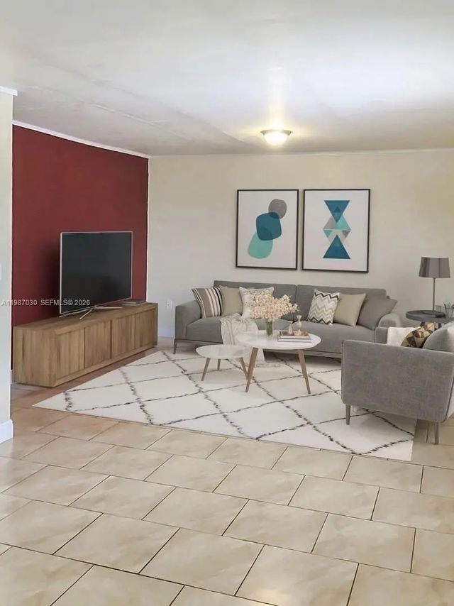 2 of 10 - 4250 Sw 67th Avenue #32, Miami, FL