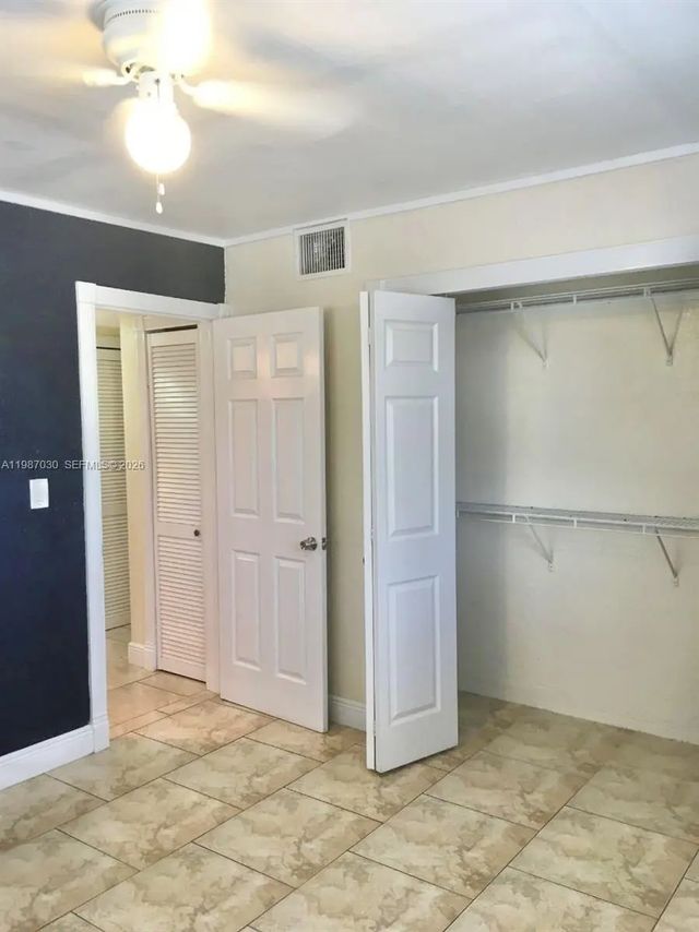 5 of 10 - 4250 Sw 67th Avenue #32, Miami, FL