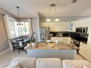 Photo of Listing #B26006000