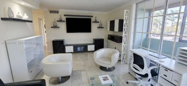 5055 Nw 7th Street #206, Miami