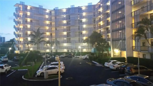 2 of 23 - 3475 N Country Club Drive #202, Aventura, FL