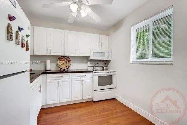 2 of 14 - 7703 Camino Real #a105, Miami, FL
