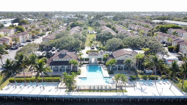5 of 26 - 1125 Lake Shore Drive #202, Lake Park, FL