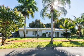 Photo of Listing #B26006355