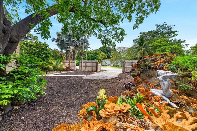 5 of 71 - 749 Nw 43rd Street, Oakland Park, FL