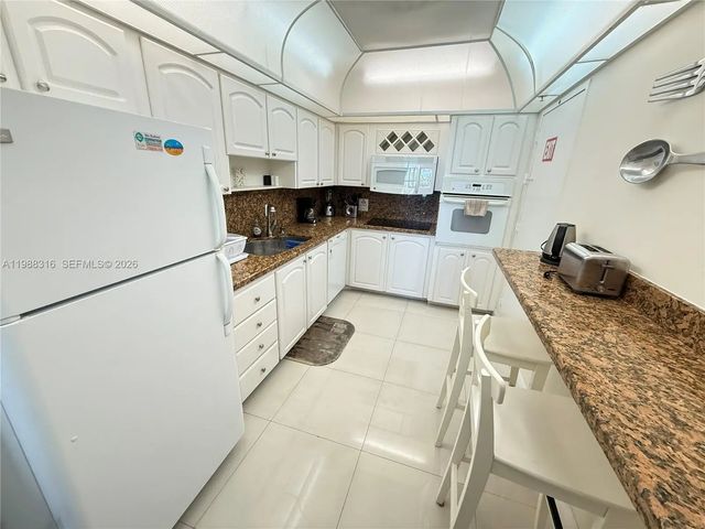 2 of 14 - 3901 S Ocean Drive #5w, Hollywood, FL