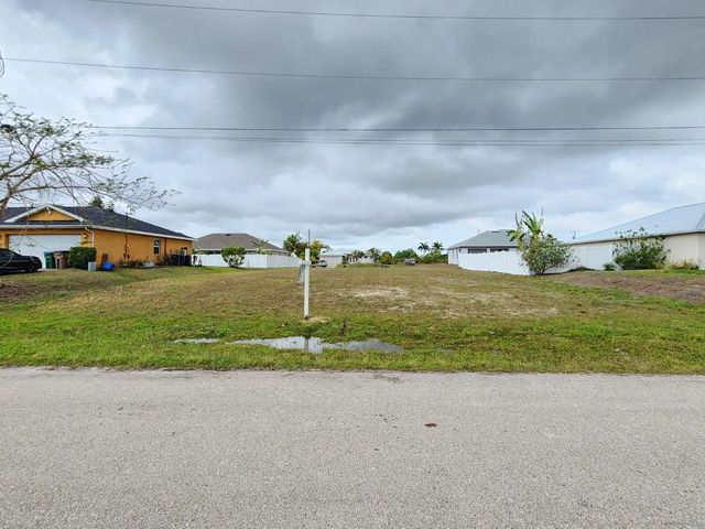 3222 Ne 13th Court, Cape Coral