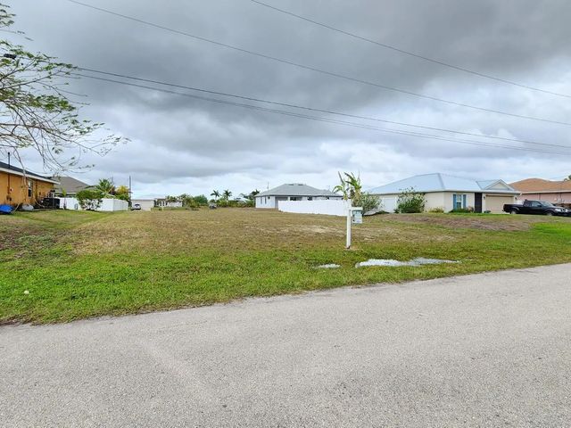 3 of 6 - 3222 Ne 13th Court, Cape Coral, FL