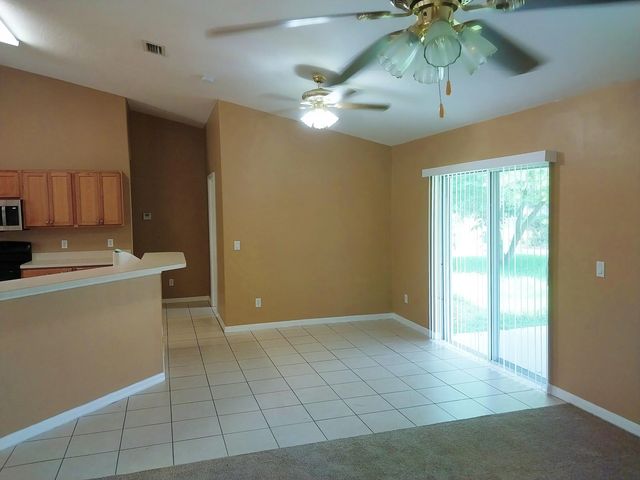 3 of 10 - 245 Sw Starfish Avenue, Port St. Lucie, FL